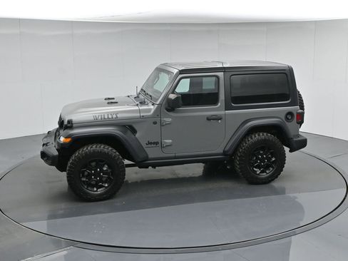 Used 2023 Jeep Wrangler Willys image 39