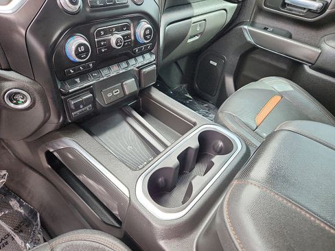 Used 2023 GMC Sierra 3500 AT4 w/ AT4 Preferred Package image 20