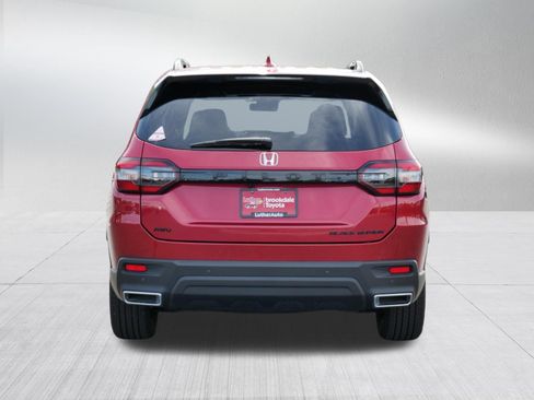 Used 2025 Honda Pilot Black Edition image 6