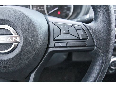 Used 2024 Nissan Kicks S FWD image 12