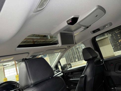 Used 2022 Honda Odyssey Touring image 25