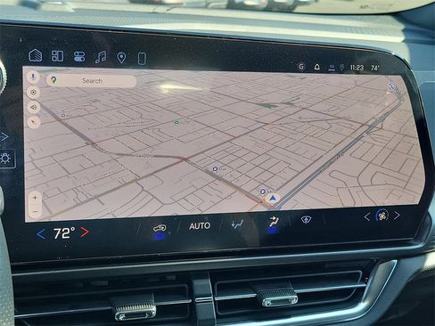 New 2026 Chevrolet Equinox EV LT image 8