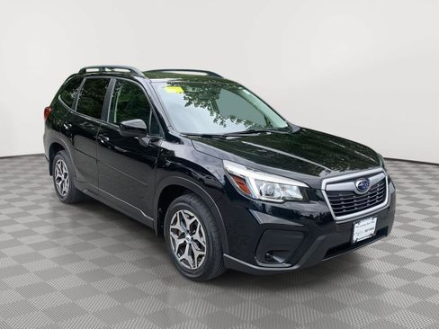 Used 2019 Subaru Forester Premium AWD/4WD image 7