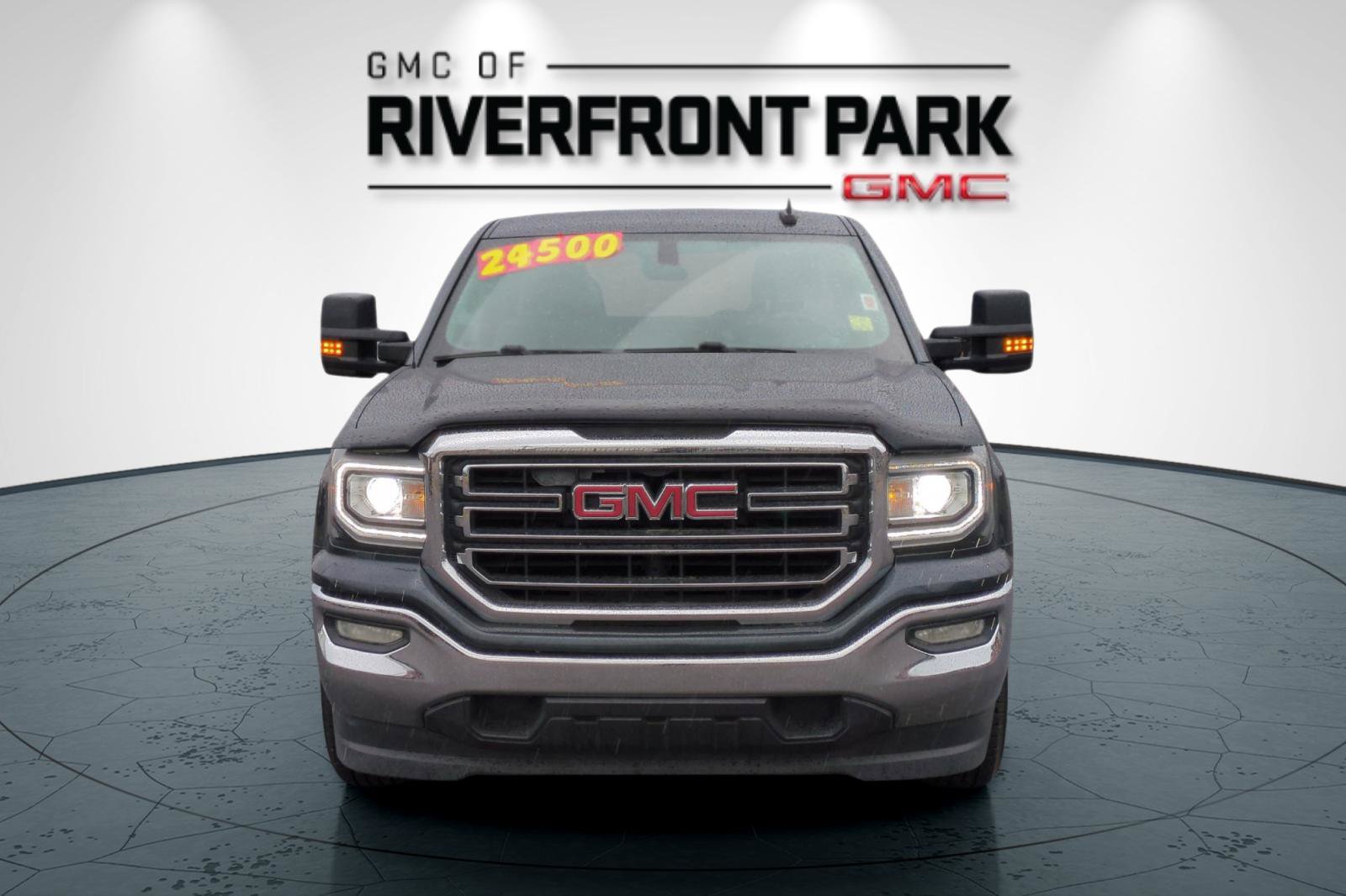 Used 2017 GMC Sierra 1500 SLE w/ SLE Value Package RWD image 8