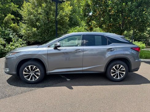 Used 2022 Lexus RX 350 AWD w/ Premium Package image 2