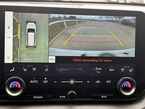 Used 2025 Lexus TX 350 AWD image 11