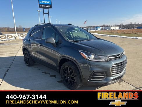 Used 2022 Chevrolet Trax LT w/ Driver Confidence Package image 7