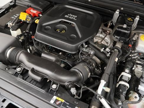 Certified 2022 Jeep Wrangler Unlimited Rubicon w/ Cold Weather Group image 49