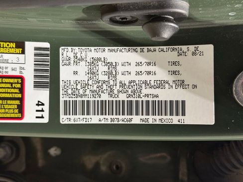 Certified 2021 Toyota Tacoma TRD Off-Road w/ Technology Package image 27