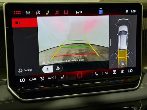 New 2026 Volkswagen Tiguan SE image 8