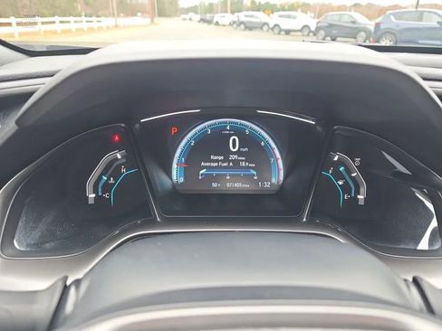Used 2019 Honda Civic EX image 17