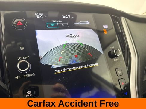 Used 2024 Subaru Outback Premium image 3