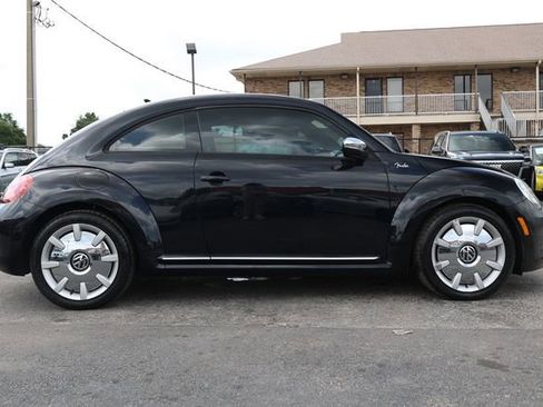 Used 2013 Volkswagen Beetle 2.5 Fender FWD image 16