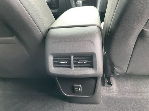 Used 2020 Chevrolet Equinox LT image 35