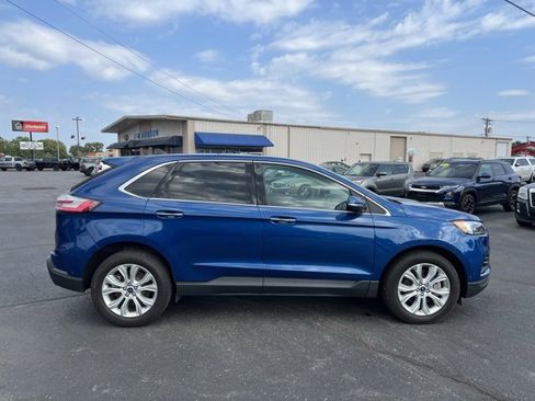 Used 2021 Ford Edge Titanium w/ Equipment Group 301A image 6