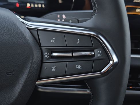 New 2026 Chevrolet Equinox LT image 12