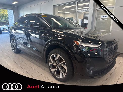 Used 2023 Audi Q4 e-tron Premium Plus w/ Premium Plus AWD/4WD image 1