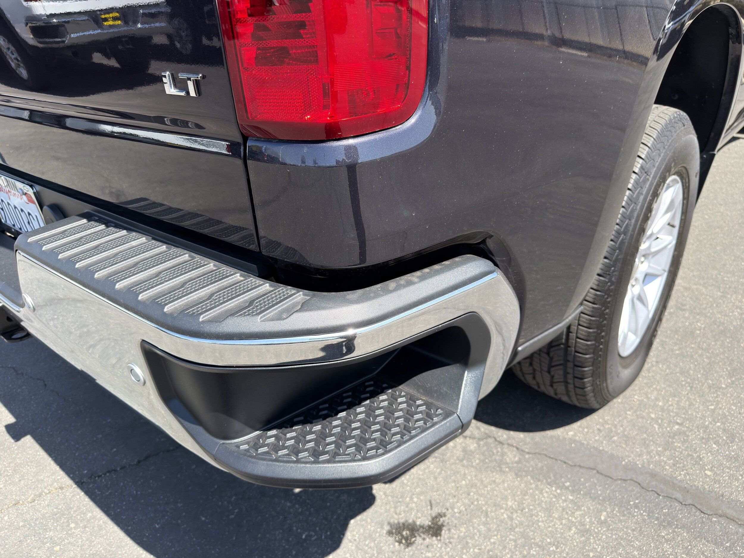 Used 2024 Chevrolet Silverado 1500 LT w/ Safety Package RWD image 14