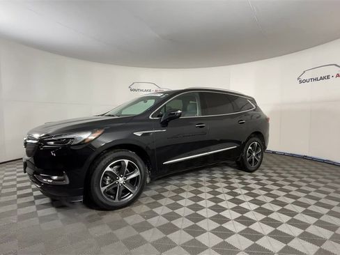 Used 2021 Buick Enclave Essence w/ Sport Touring Edition image 4