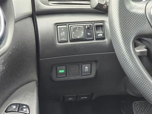 Used 2019 Nissan Sentra S FWD image 19