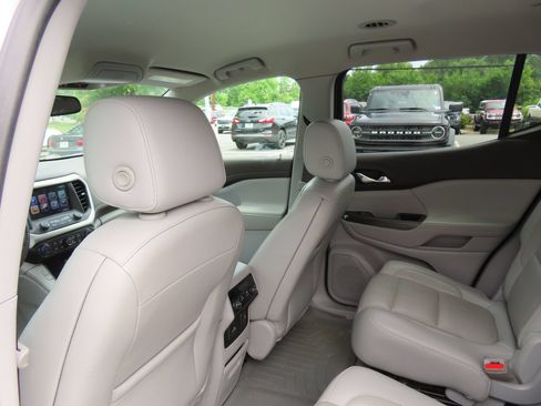 Used 2019 GMC Acadia SLT AWD/4WD image 29