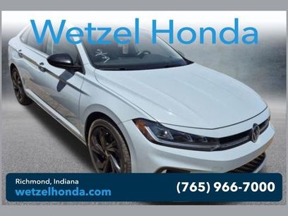 Used 2025 Volkswagen Jetta SE