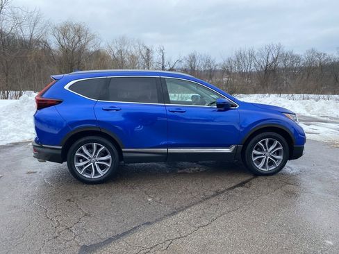 Used 2022 Honda CR-V Touring image 2