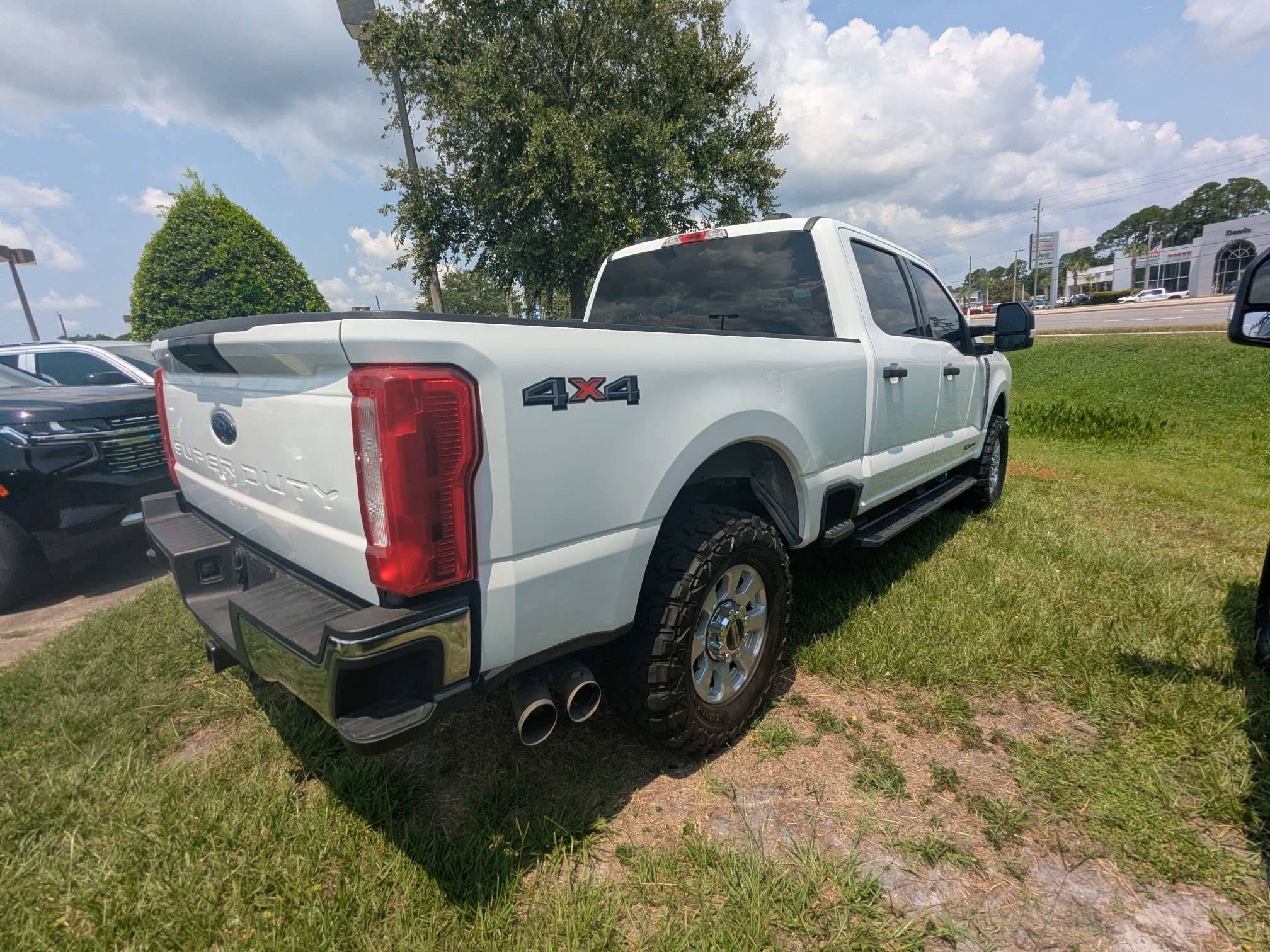 Used 2024 Ford F250 XLT AWD/4WD image 4