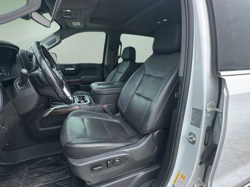 Used 2019 GMC Sierra 1500 SLT w/ SLT Premium Plus Package AWD/4WD image 17