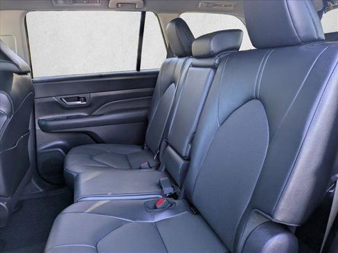 New 2026 Toyota Grand Highlander XLE image 15