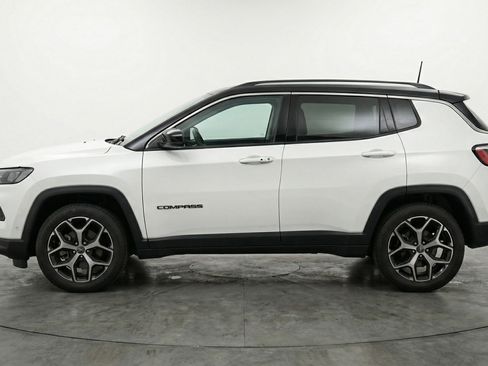 Used 2025 Jeep Compass Limited AWD/4WD image 5