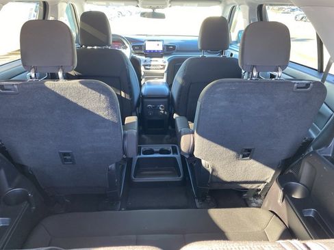 Used 2021 Ford Explorer XLT image 21