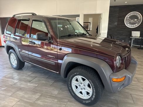 Used 2004 Jeep Liberty Sport w/ PWR Convenience Group AWD/4WD image 3