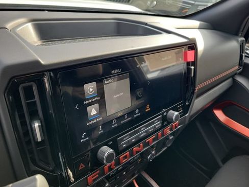 New 2026 Nissan Frontier 4x4 Crew Cab image 25