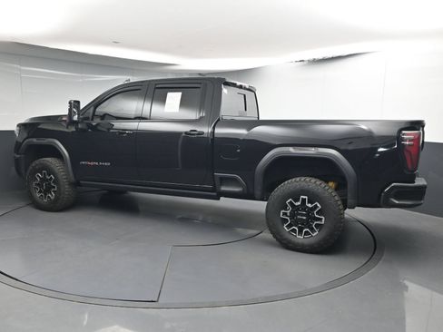 Used 2024 GMC Sierra 2500 AT4X AWD/4WD image 5