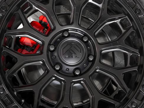 Used 2026 Chevrolet Tahoe RST w/ RST Performance Edition image 36