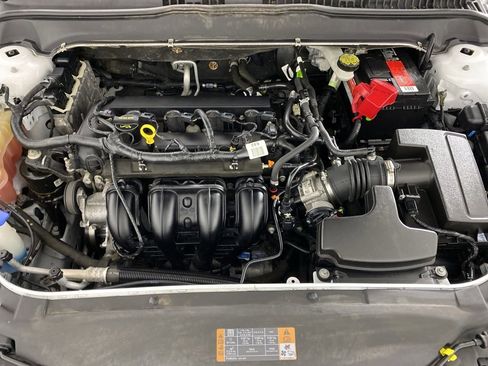 Used 2014 Ford Fusion SE image 33