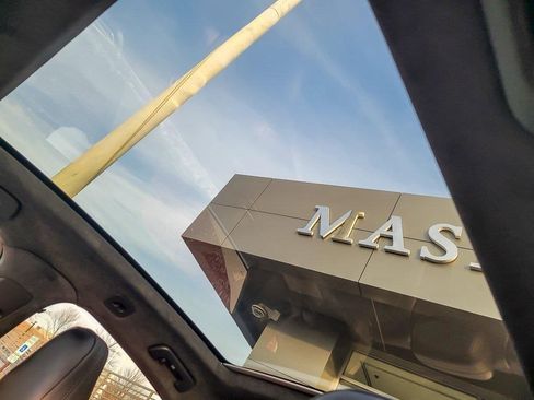 Used 2022 Porsche Cayenne GTS image 10