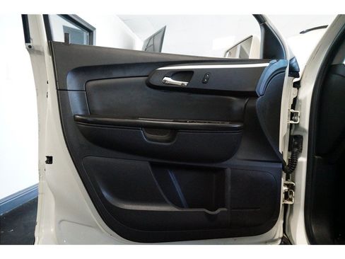 Used 2012 Chevrolet Traverse LT AWD/4WD image 16