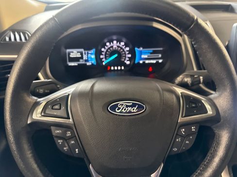 Used 2022 Ford Edge SEL w/ Convenience Package AWD/4WD image 24