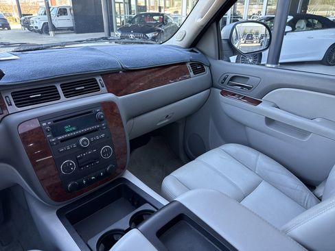 Used 2013 Chevrolet Tahoe LT w/ Luxury Package image 39