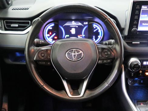 Used 2020 Toyota RAV4 XSE image 3