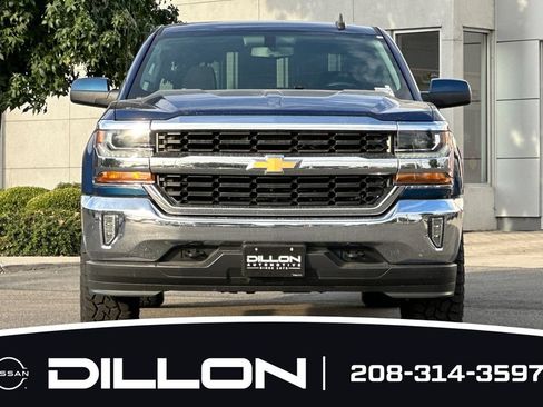 Used 2018 Chevrolet Silverado 1500 LT w/ All Star Edition AWD/4WD image 9