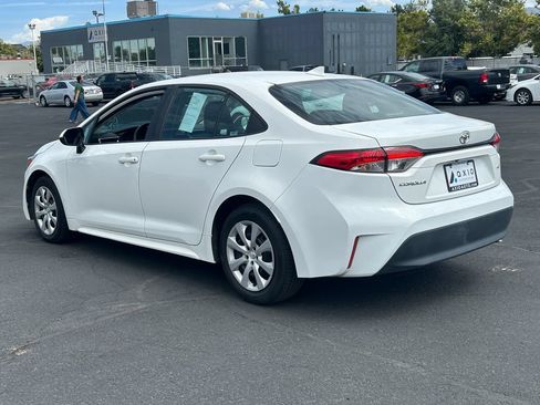 Used 2024 Toyota Corolla LE FWD image 6