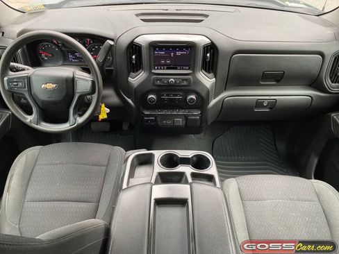 Used 2022 Chevrolet Silverado 1500 Custom AWD/4WD image 8