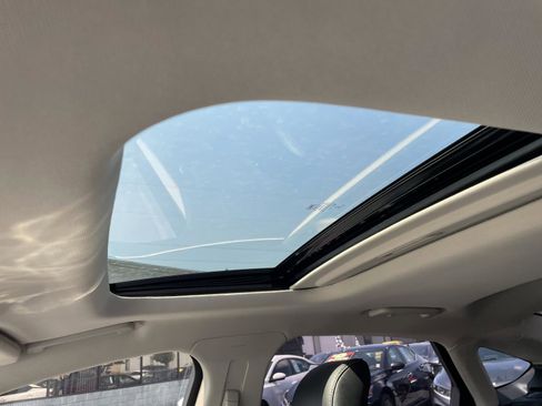 Used 2017 Ford Fusion Titanium image 8