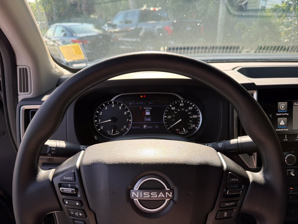 Used 2025 Nissan Frontier SV RWD image 17