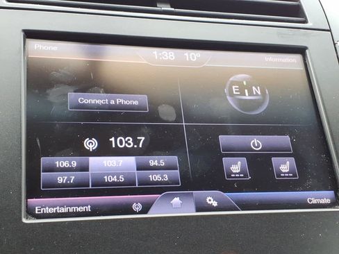 Used 2013 Lincoln MKZ AWD image 16