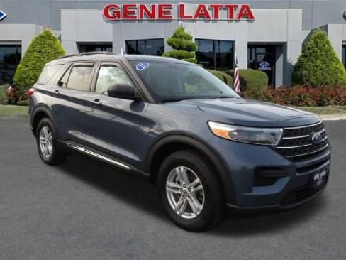 Certified 2021 Ford Explorer XLT image 1