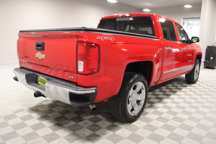 Used 2016 Chevrolet Silverado 1500 LTZ w/ Sport Package AWD/4WD image 11